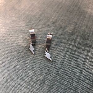 Lightening Bold Ear Hugger Earrings